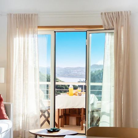 Casa Da Praia - By Smarthomes サン・マルティーニョ・ド・ポルト エクステリア 写真