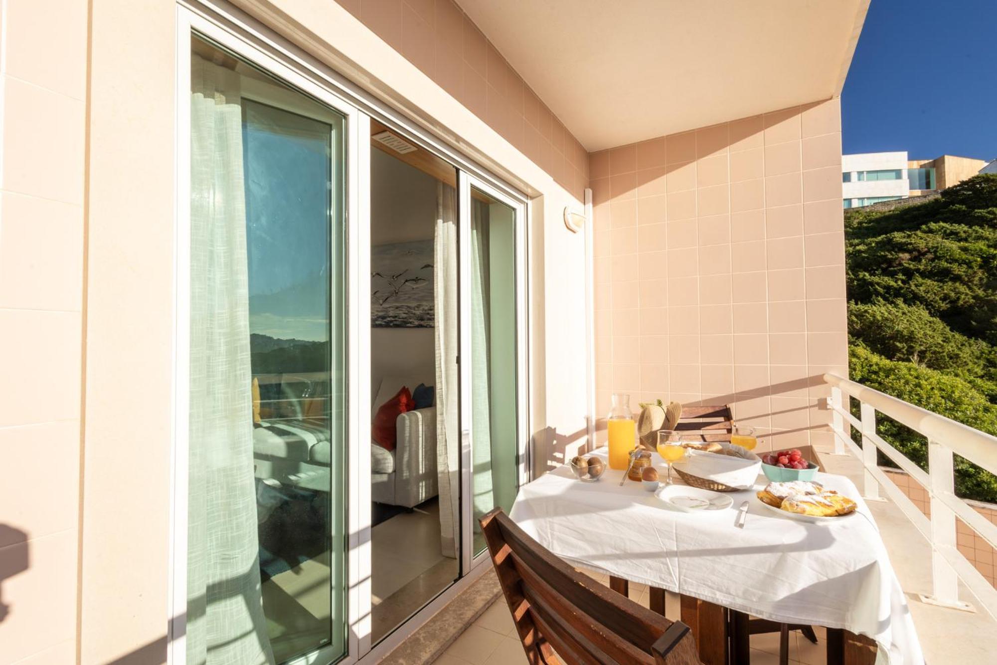 Casa Da Praia - By Smarthomes サン・マルティーニョ・ド・ポルト エクステリア 写真