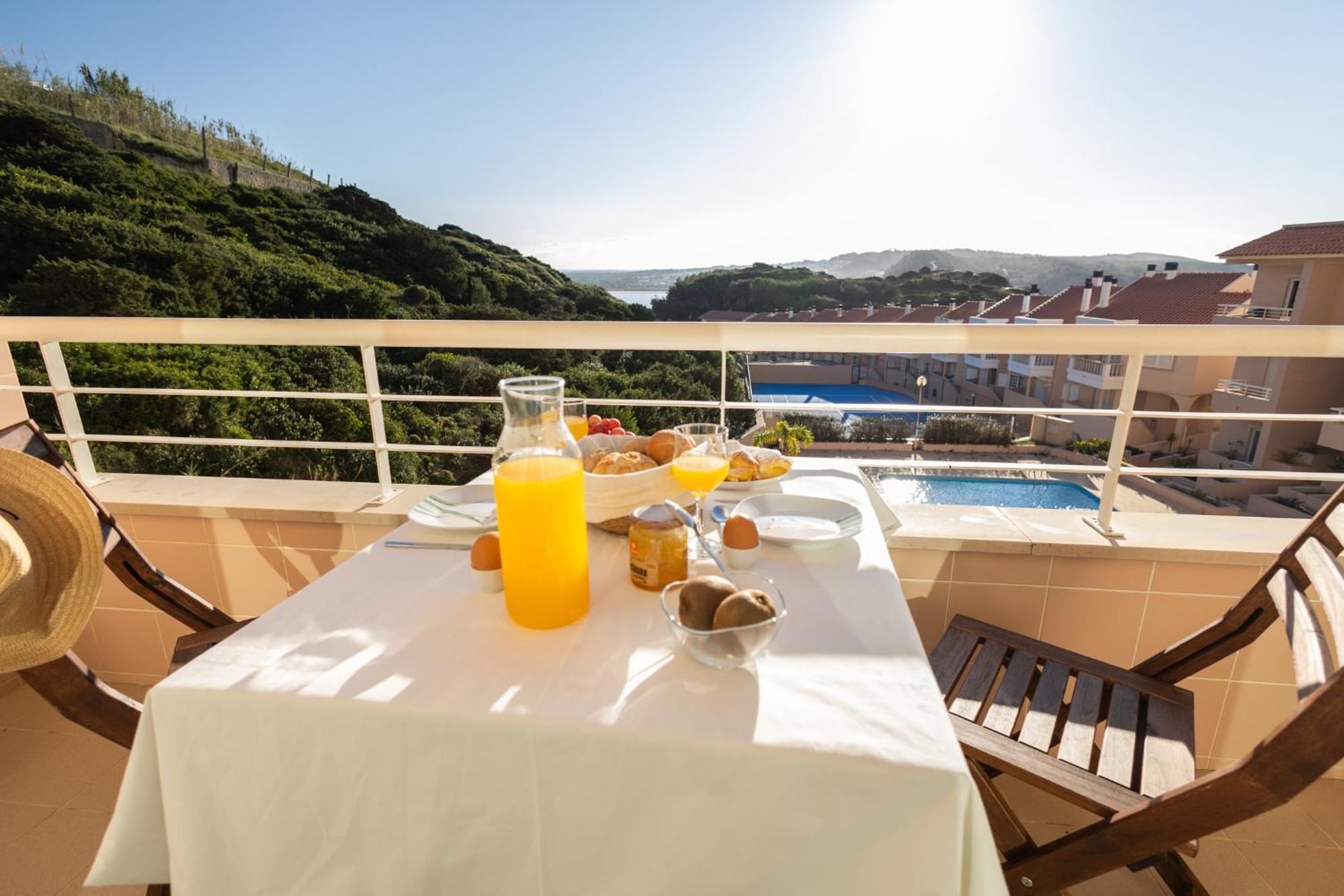Casa Da Praia - By Smarthomes サン・マルティーニョ・ド・ポルト エクステリア 写真