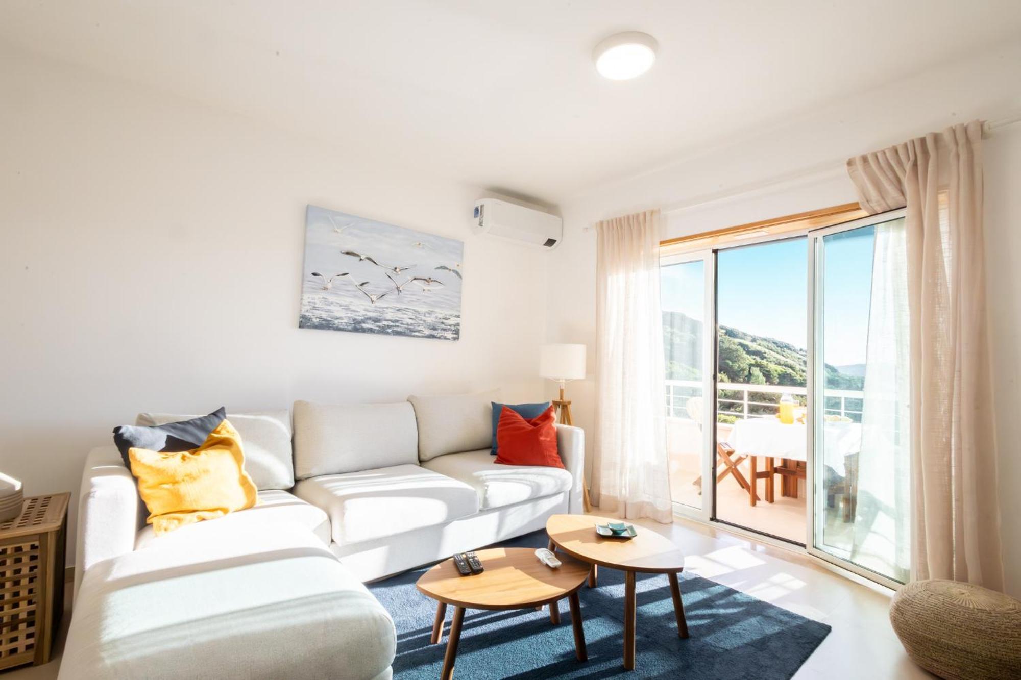 Casa Da Praia - By Smarthomes サン・マルティーニョ・ド・ポルト エクステリア 写真