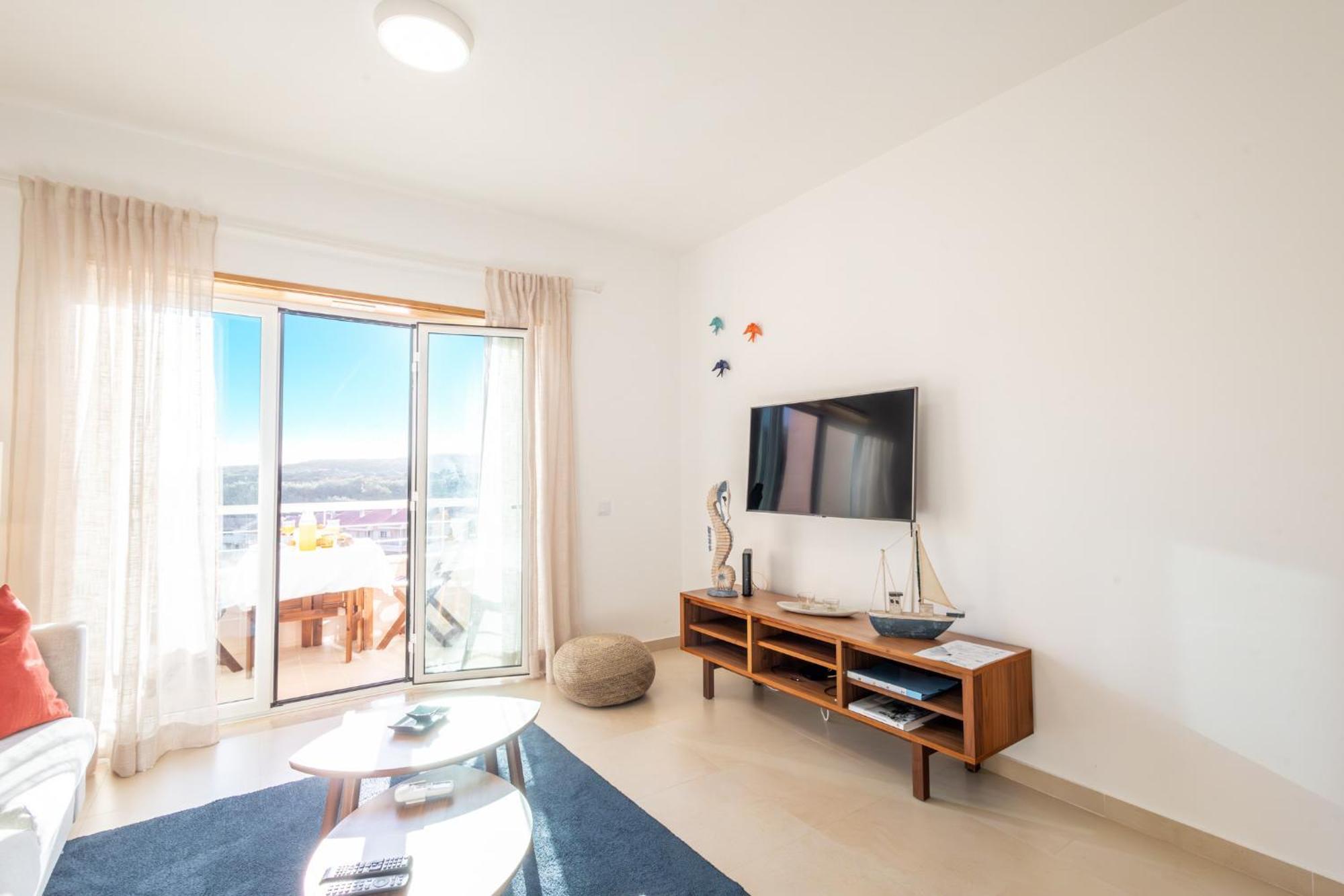 Casa Da Praia - By Smarthomes サン・マルティーニョ・ド・ポルト エクステリア 写真
